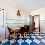 Delphin Λάγος